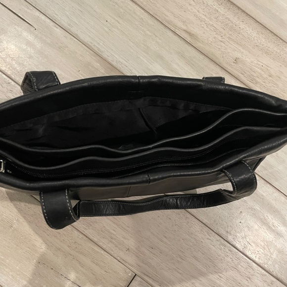 Vintage black Perlina New York tote bag/shoulder bag. - Picture 3 of 4